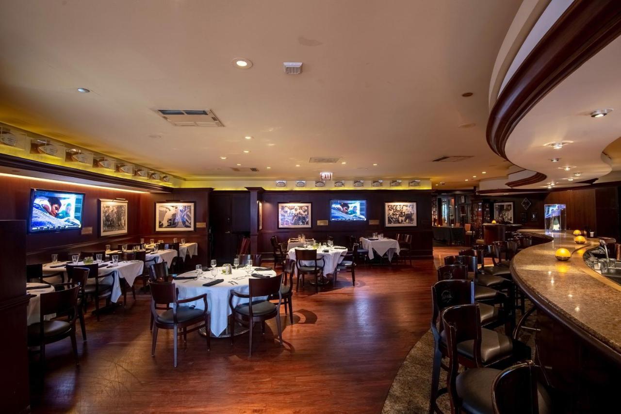Sheraton Grand Riverwalk 4*