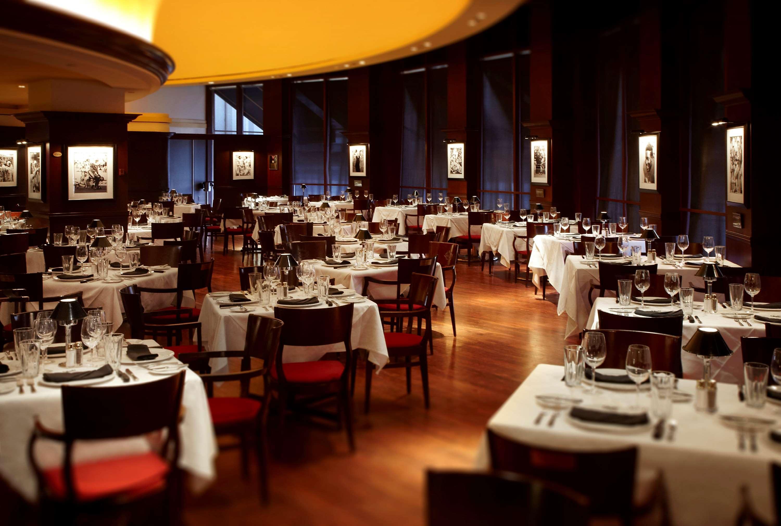Hotel Sheraton Grand Riverwalk Chicago